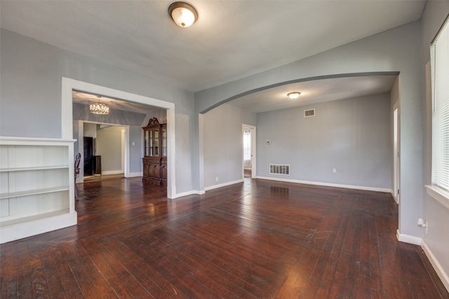 311 W Acheson Street, Denison, TX 75020