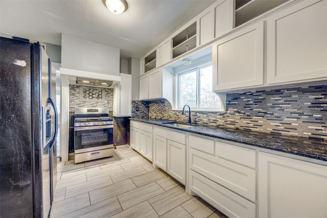 311 W Acheson Street, Denison, TX 75020