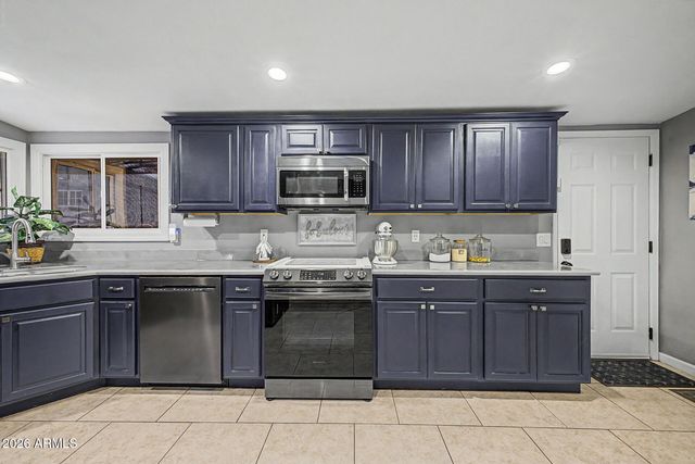 722 N KACHINA --, Mesa, AZ 85203