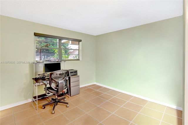 10525 SW 112th Avenue 117, Miami, FL 33176