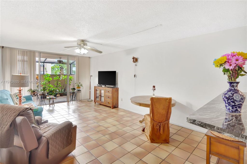 10525 SW 112th Avenue 117, Miami, FL 33176