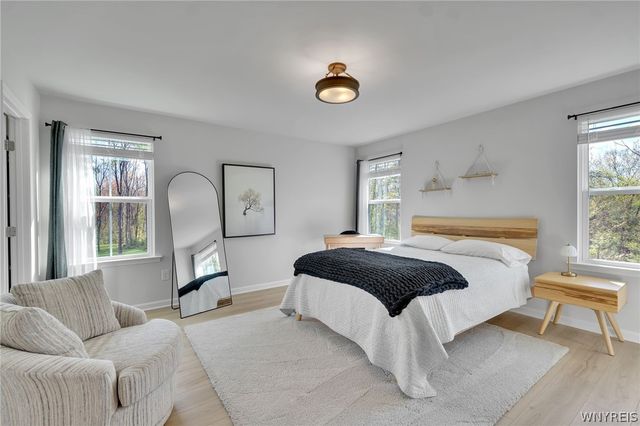 6373 Deanna Drive, Boston, NY 14075