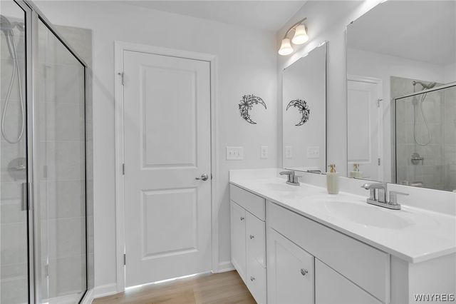6373 Deanna Drive, Boston, NY 14075