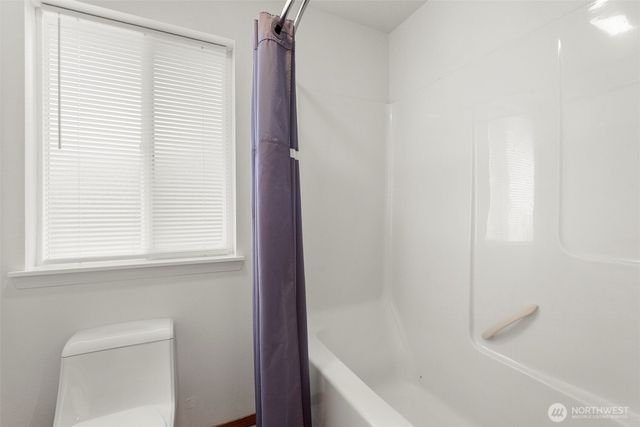 2718 S Star lake Road, Federal Way, WA 98003