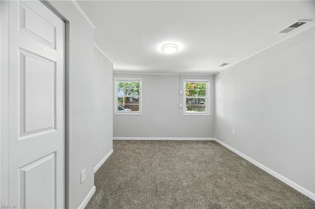 5553 Rock Creek LN, Virginia Beach, VA 23462