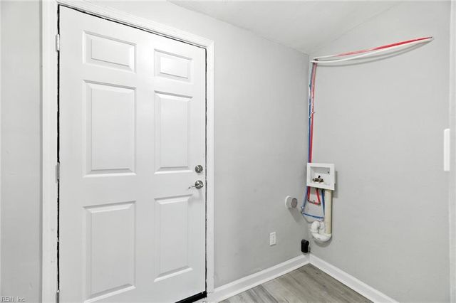 5553 Rock Creek LN, Virginia Beach, VA 23462