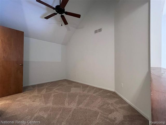 36525 Lochdale, Farmington Hills, MI 48335