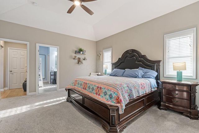 167 Creekside Green Drive, Gahanna, OH 43230