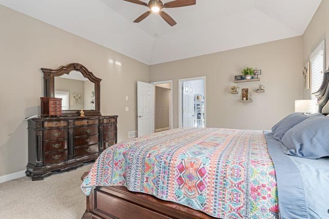 167 Creekside Green Drive, Gahanna, OH 43230
