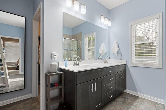 167 Creekside Green Drive, Gahanna, OH 43230