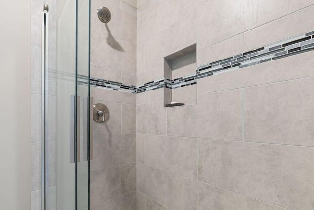 167 Creekside Green Drive, Gahanna, OH 43230
