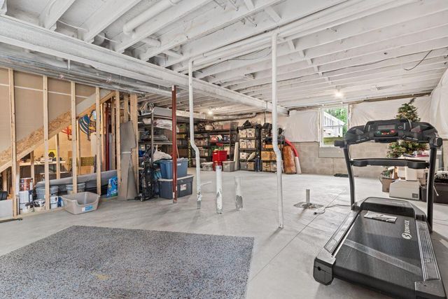 167 Creekside Green Drive, Gahanna, OH 43230