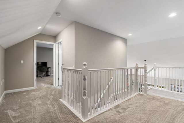 167 Creekside Green Drive, Gahanna, OH 43230