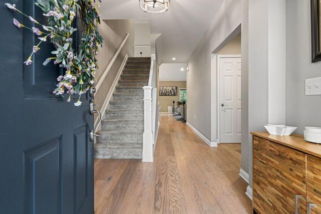 167 Creekside Green Drive, Gahanna, OH 43230