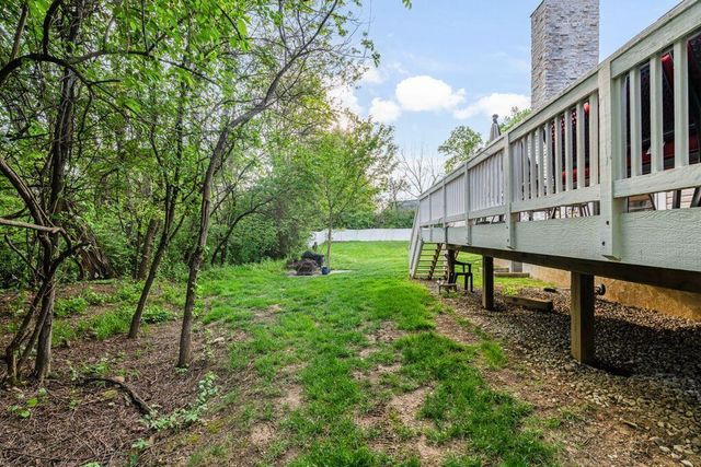 167 Creekside Green Drive, Gahanna, OH 43230