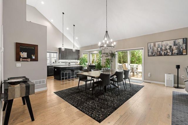 167 Creekside Green Drive, Gahanna, OH 43230