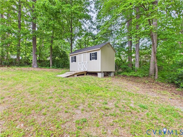 4502 Greyfield Pl, Chester, VA 23831