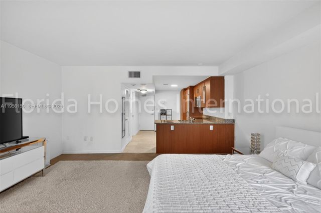 10275 Collins Ave 1202, Bal Harbour, FL 33154