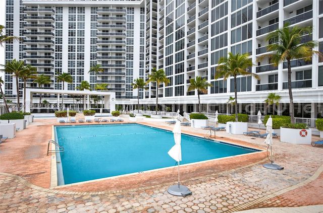 10275 Collins Ave 1202, Bal Harbour, FL 33154