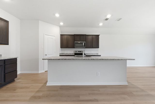 127 Bluebonnet Drive, Sanger, TX 76266