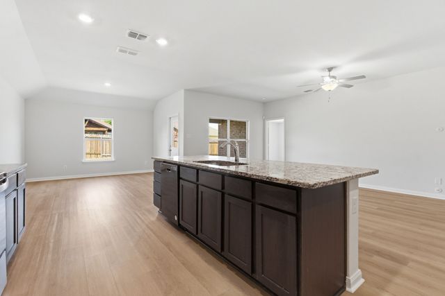 127 Bluebonnet Drive, Sanger, TX 76266
