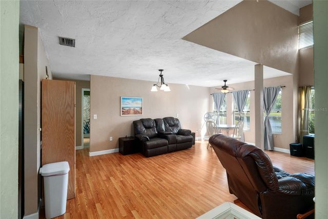 17203 SANDALWOOD DRIVE, Wildwood, FL 34785