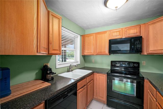 17203 SANDALWOOD DRIVE, Wildwood, FL 34785