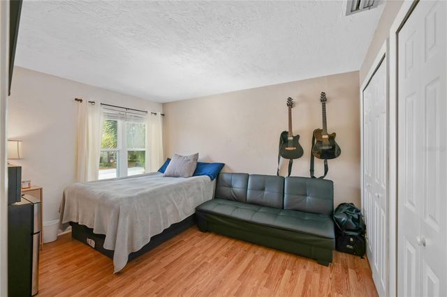 17203 SANDALWOOD DRIVE, Wildwood, FL 34785