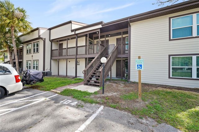 17203 SANDALWOOD DRIVE, Wildwood, FL 34785