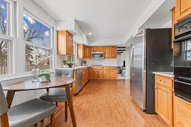 458 S Burno Drive, Palatine, IL 60067