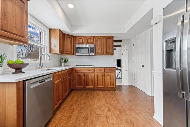 458 S Burno Drive, Palatine, IL 60067