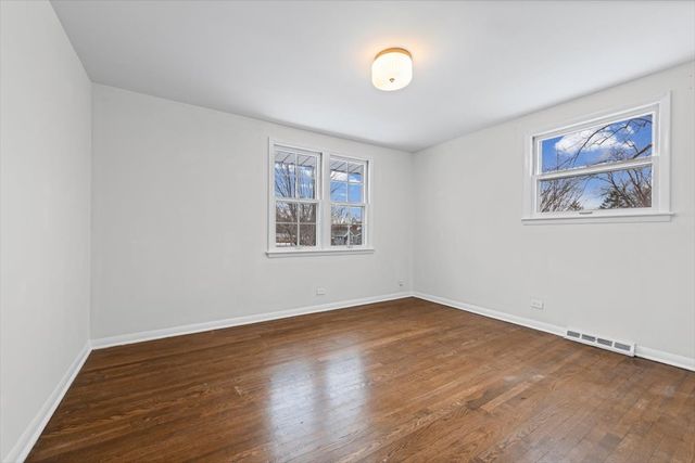 458 S Burno Drive, Palatine, IL 60067