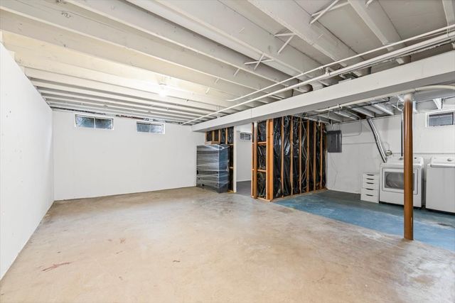 458 S Burno Drive, Palatine, IL 60067