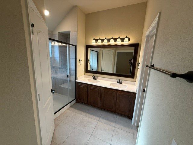 504 Ridgewater Trail, Fort Worth, TX 76131