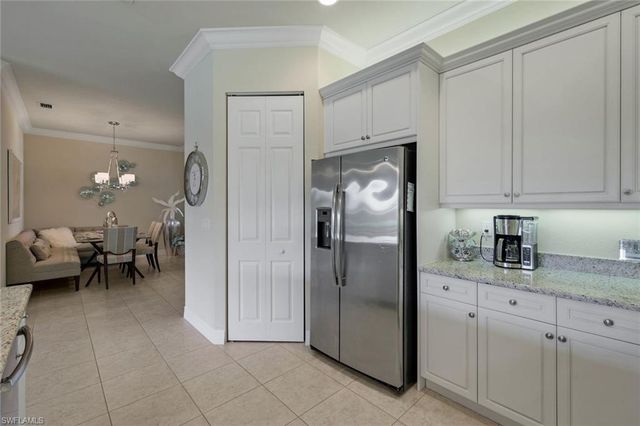 13556 Coronado DR, Naples, FL 34109
