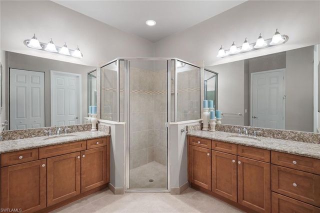 13556 Coronado DR, Naples, FL 34109