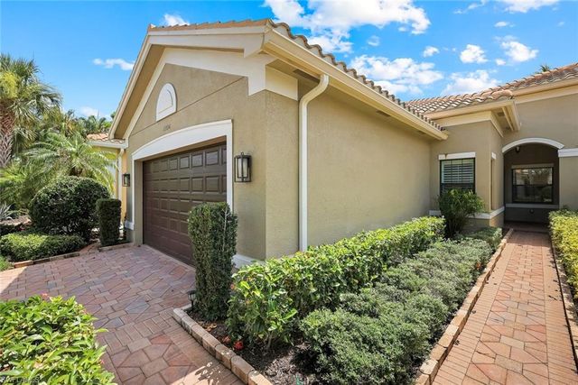 13556 Coronado DR, Naples, FL 34109