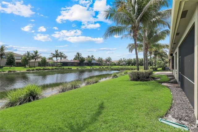 13556 Coronado DR, Naples, FL 34109