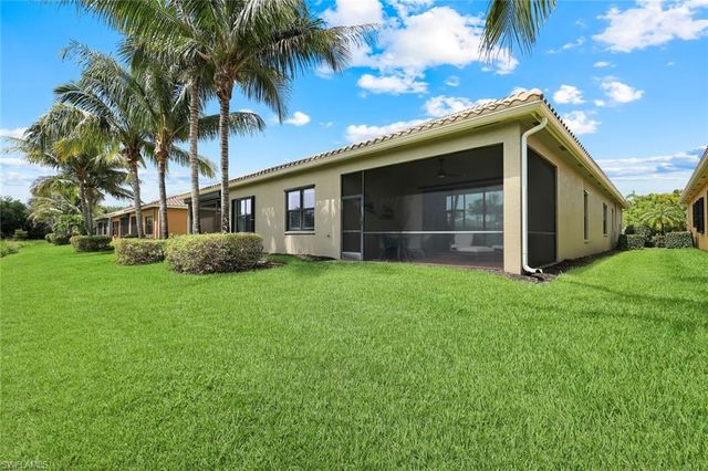 13556 Coronado DR, Naples, FL 34109