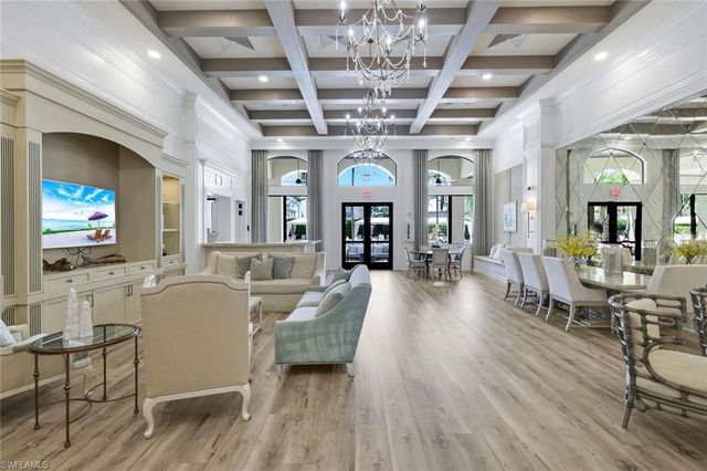 13556 Coronado DR, Naples, FL 34109