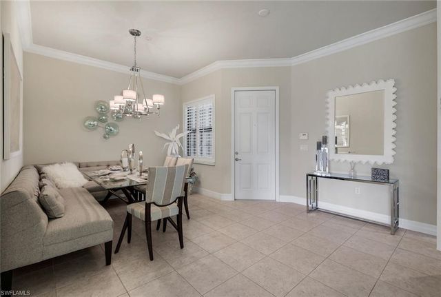 13556 Coronado DR, Naples, FL 34109