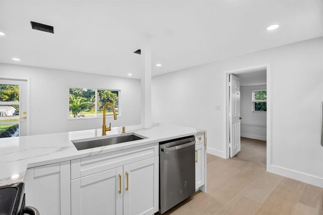 3947 Pensacola Drive, Lake Worth, FL 33462