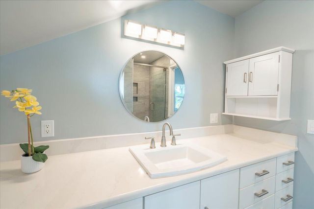 3167 Stewart Road, Middle Torch Key, FL 33042