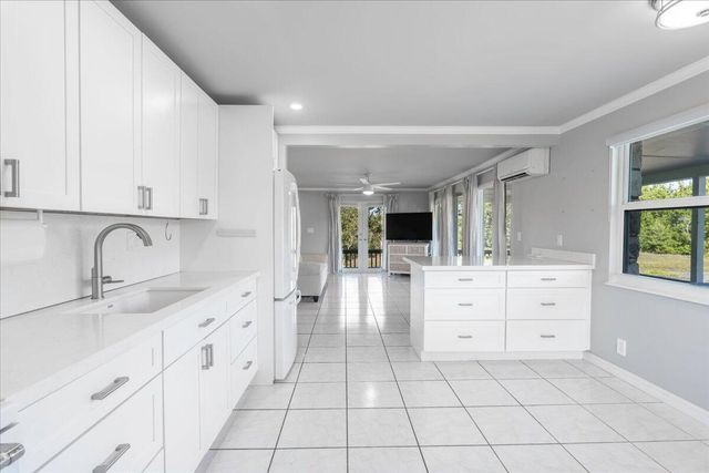 3167 Stewart Road, Middle Torch Key, FL 33042