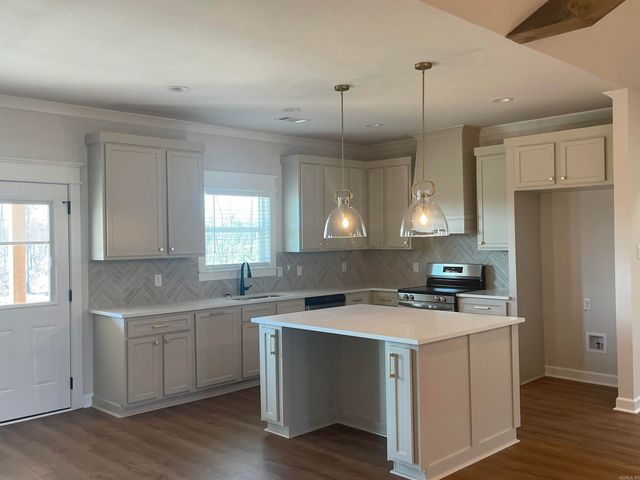 10557 W Miller Sardis, Bauxite, AR 72011