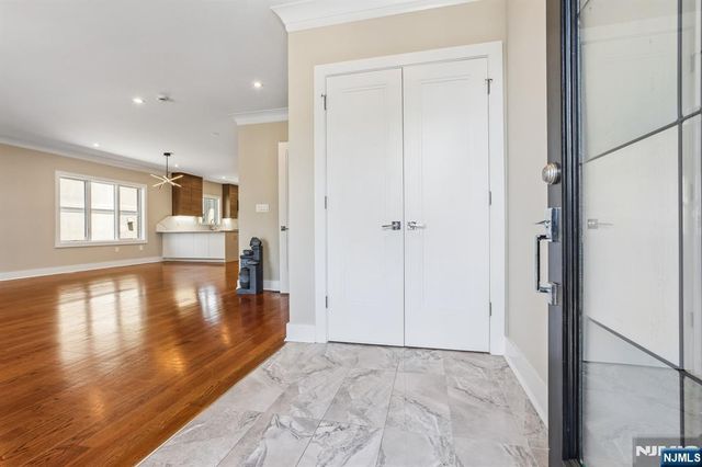 211 Warwick Avenue 1, Fort Lee, NJ 07024