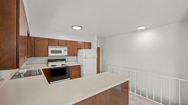 1304 De Reamer Circle, Colorado Springs, CO 80915