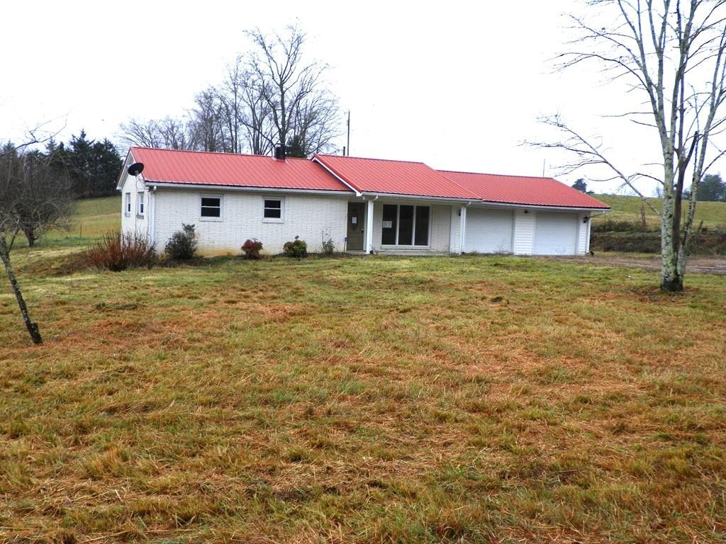 271 Geesling Ln, Hilham, TN 38568