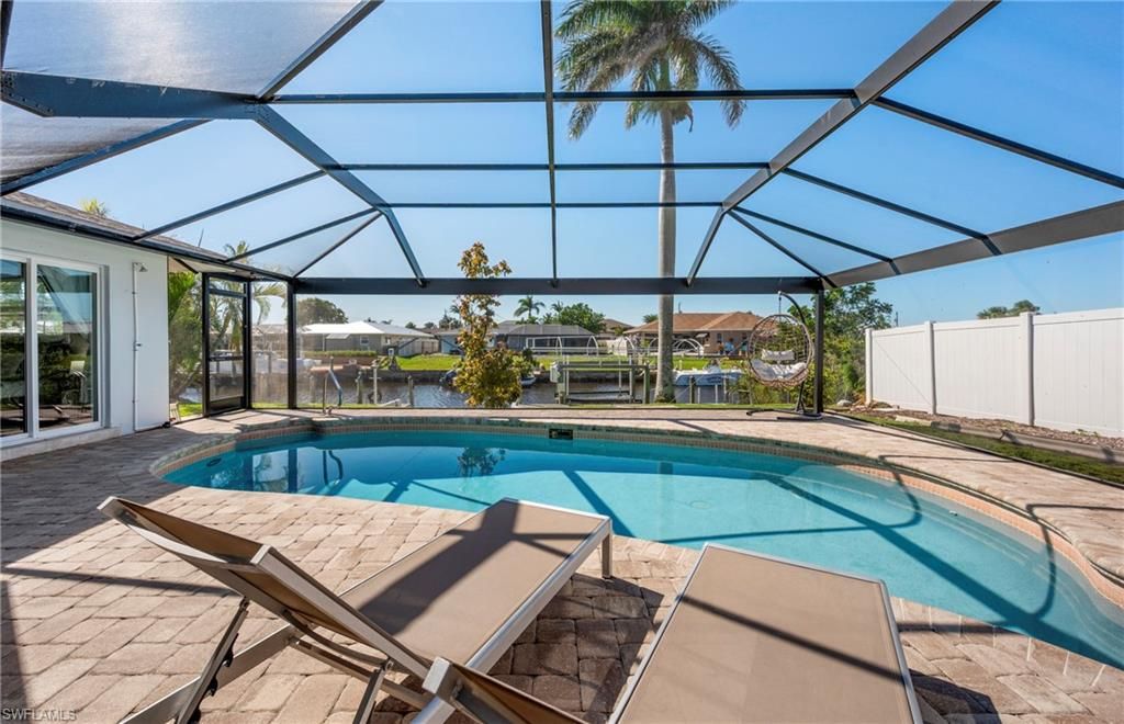 Image 19 of property listing at 1936 SE 31st TER, Cape Coral, FL 33904