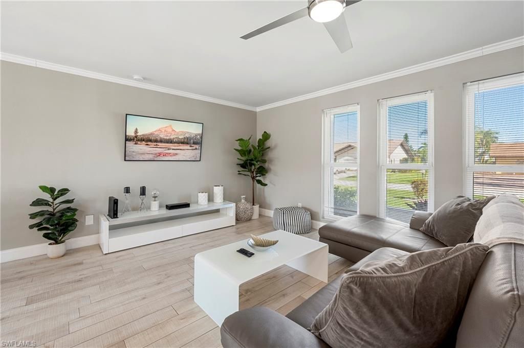 Image 23 of property listing at 1936 SE 31st TER, Cape Coral, FL 33904